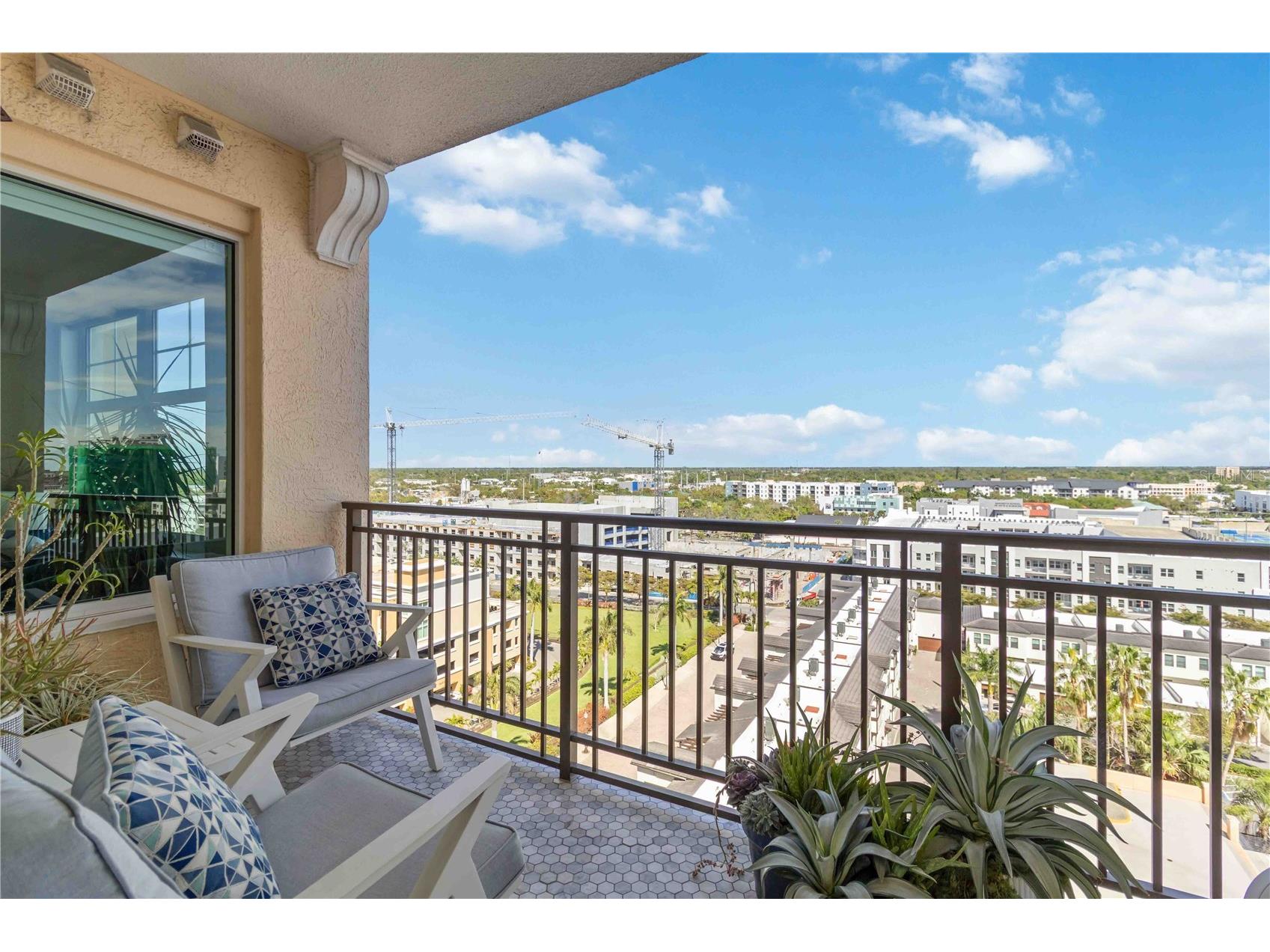 750 N Tamiami Trail #1104 Sarasota FL 34236 A4686921 image27