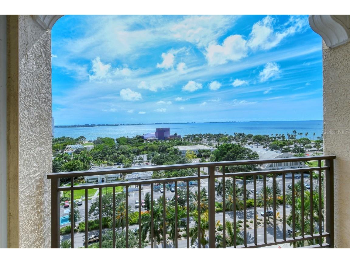 750 N Tamiami Trail #1203 Sarasota FL 34236 A4571631 image1