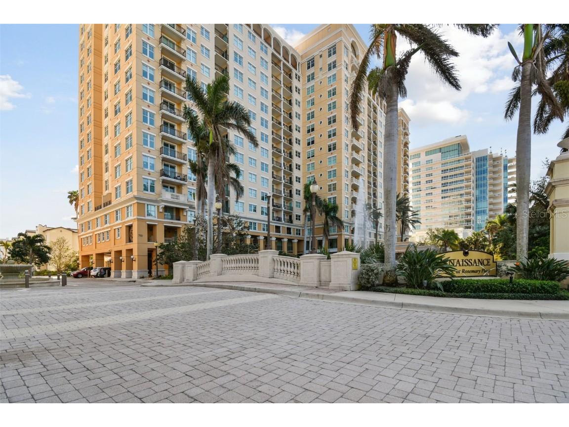 750 N Tamiami Trail #1203 Sarasota FL 34236 - SARASOTA BAY A4648756 image1