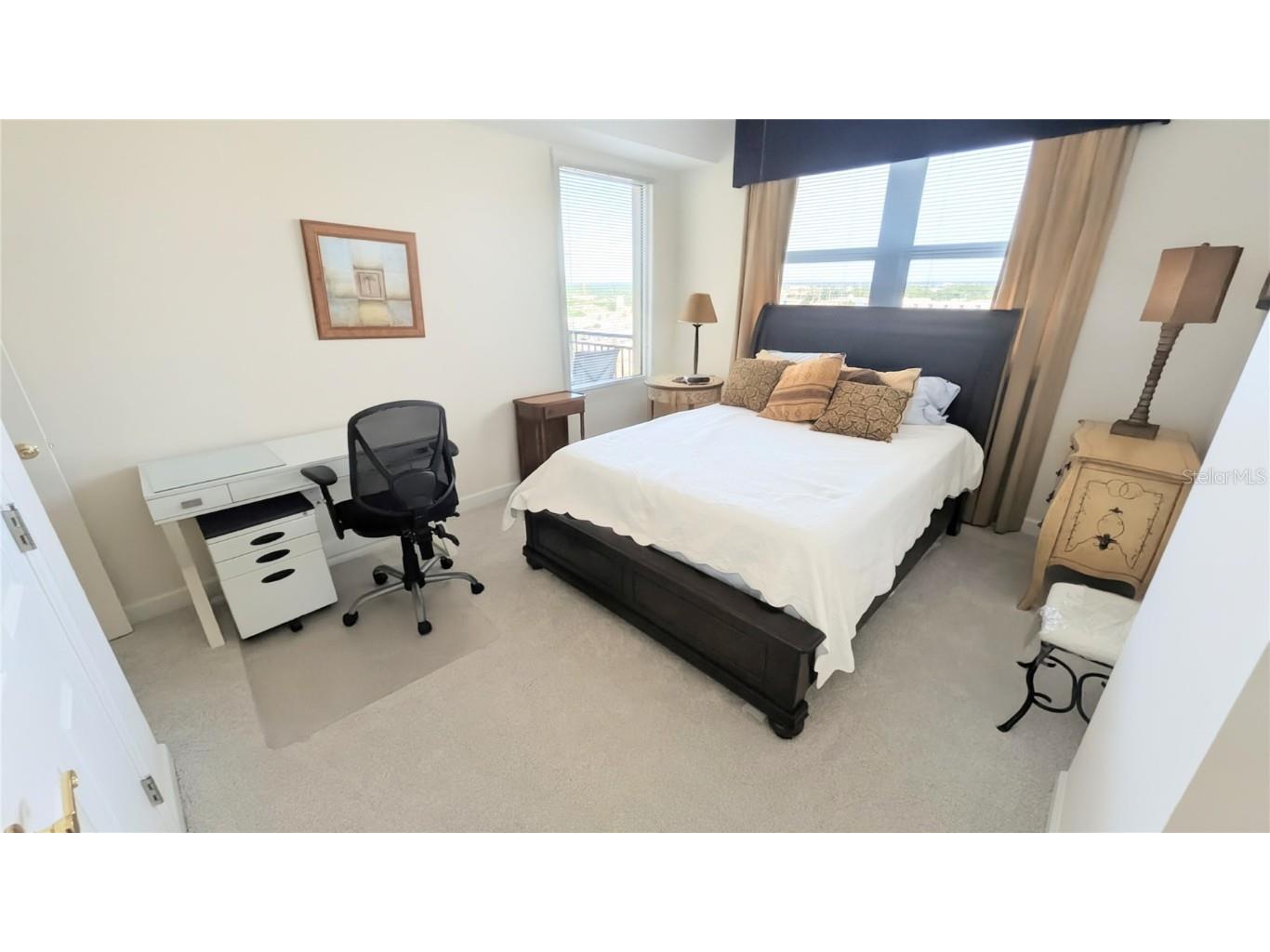 750 N Tamiami Trail #1204 Sarasota FL 34236 A4672268 image10