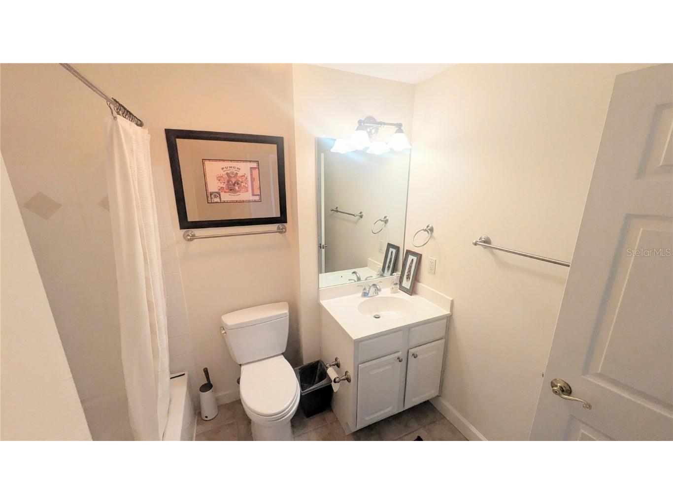 750 N Tamiami Trail #1204 Sarasota FL 34236 A4672268 image12