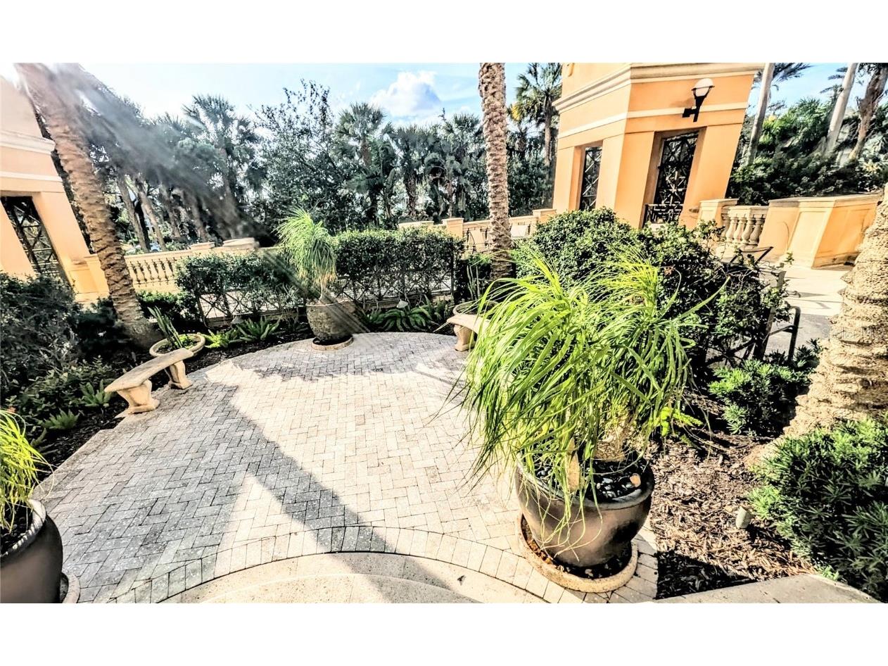 750 N Tamiami Trail #1204 Sarasota FL 34236 A4672268 image23