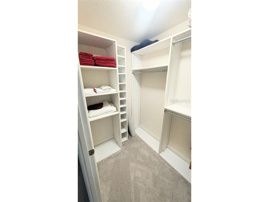 750 N Tamiami Trail #1204 Sarasota FL 34236 A4672268 image8