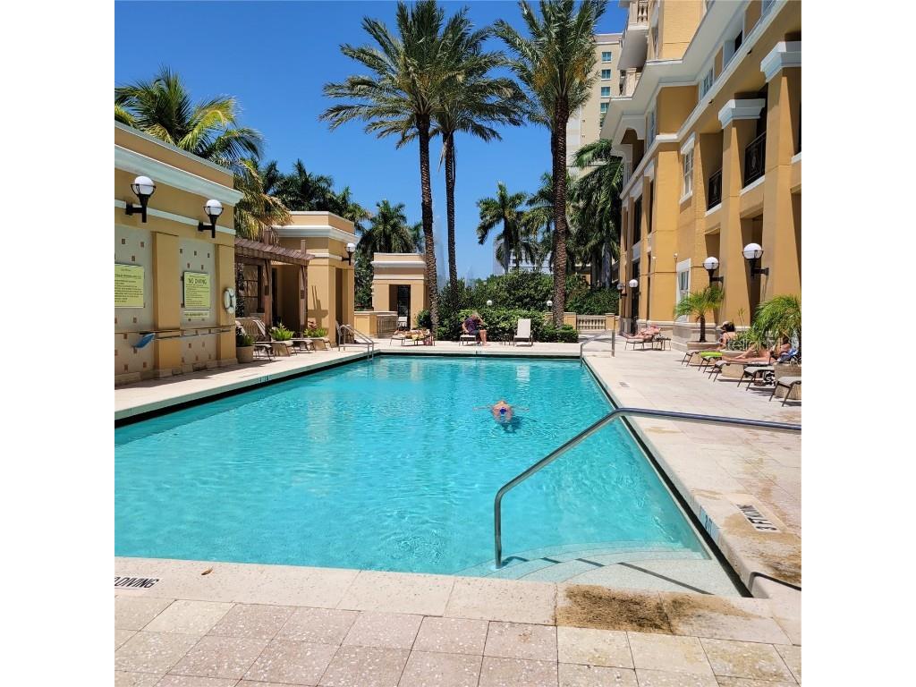 750 N Tamiami Trail #1402 Sarasota FL 34236 A4659735 image19