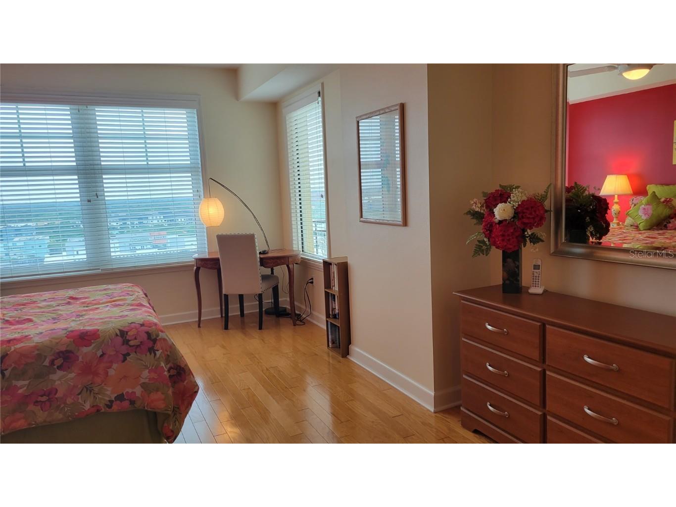 750 N Tamiami Trail #1404 Sarasota FL 34236 A4641122 image12