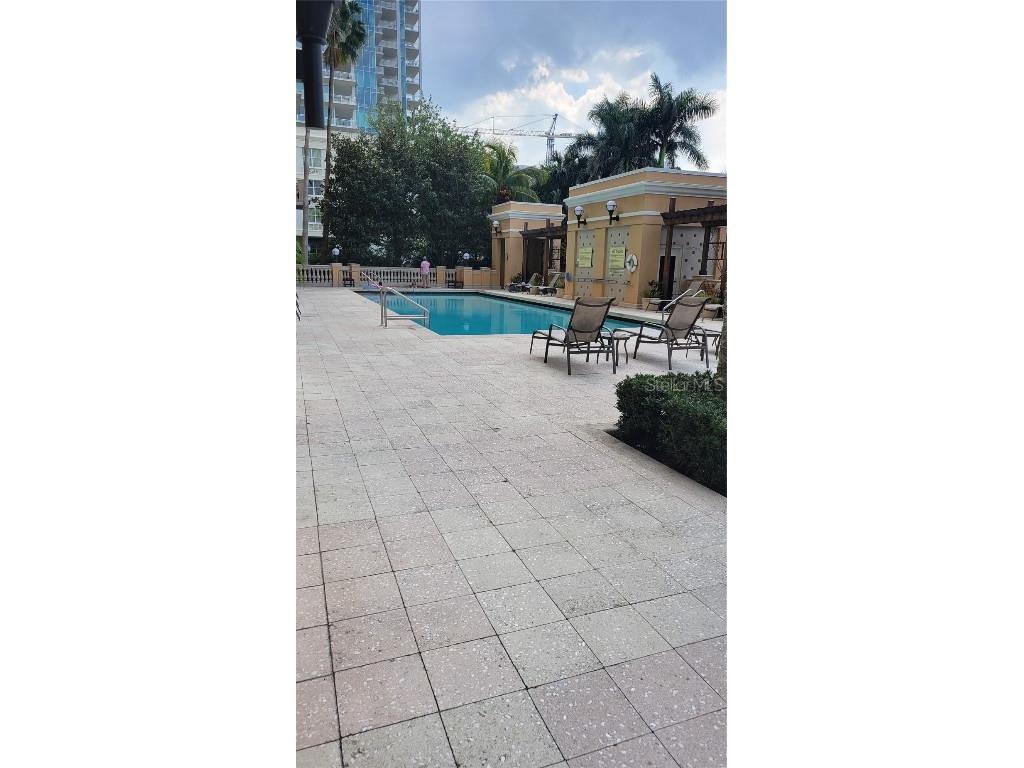 750 N Tamiami Trail #1404 Sarasota FL 34236 A4641122 image23