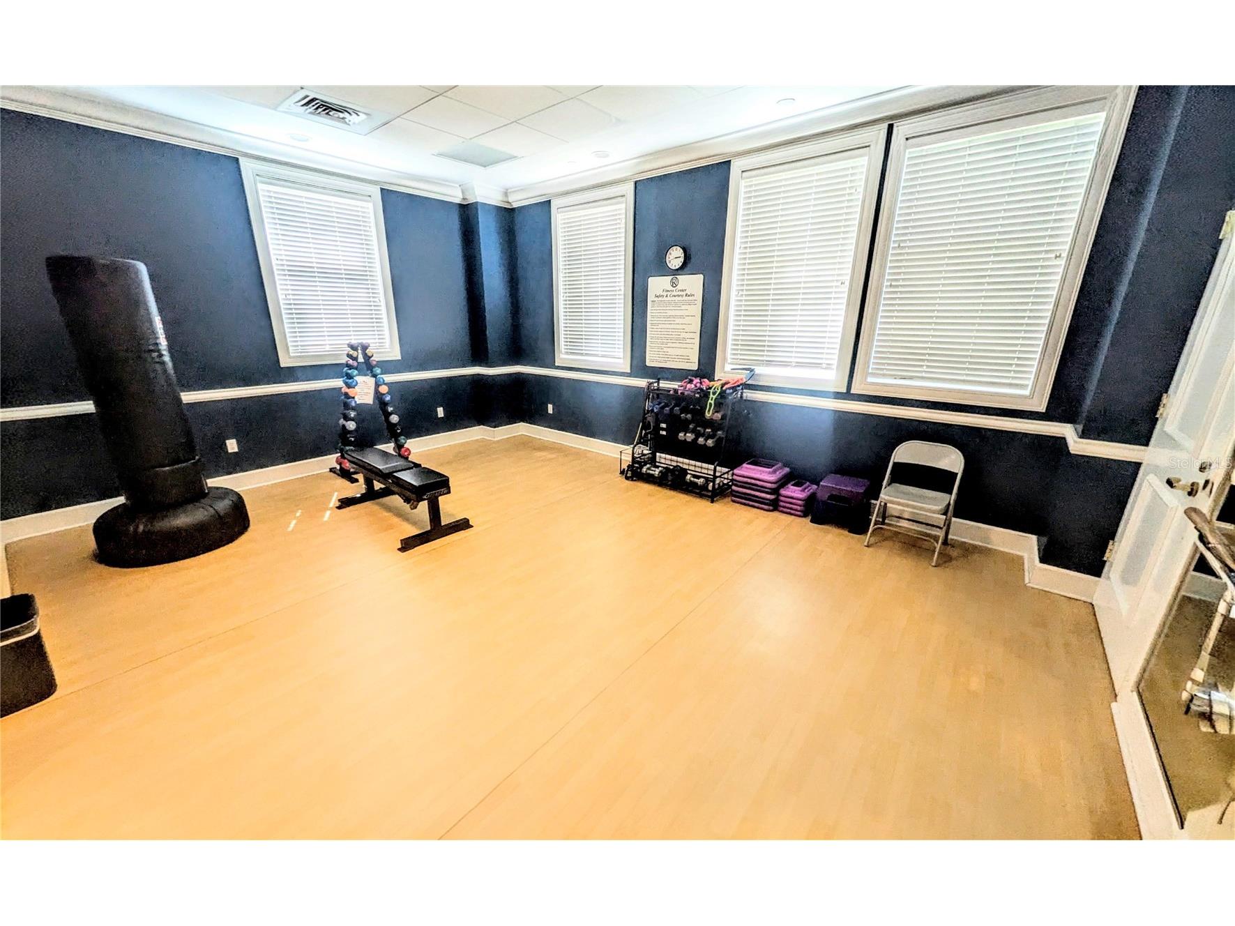 750 N Tamiami Trail #1404 Sarasota FL 34236 A4641122 image40