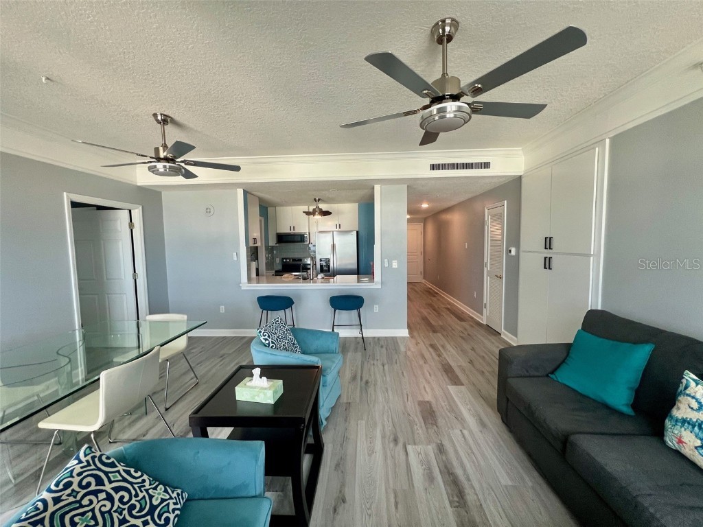 750 N Tamiami Trail #1618 Sarasota FL 34236 A4669932 image4