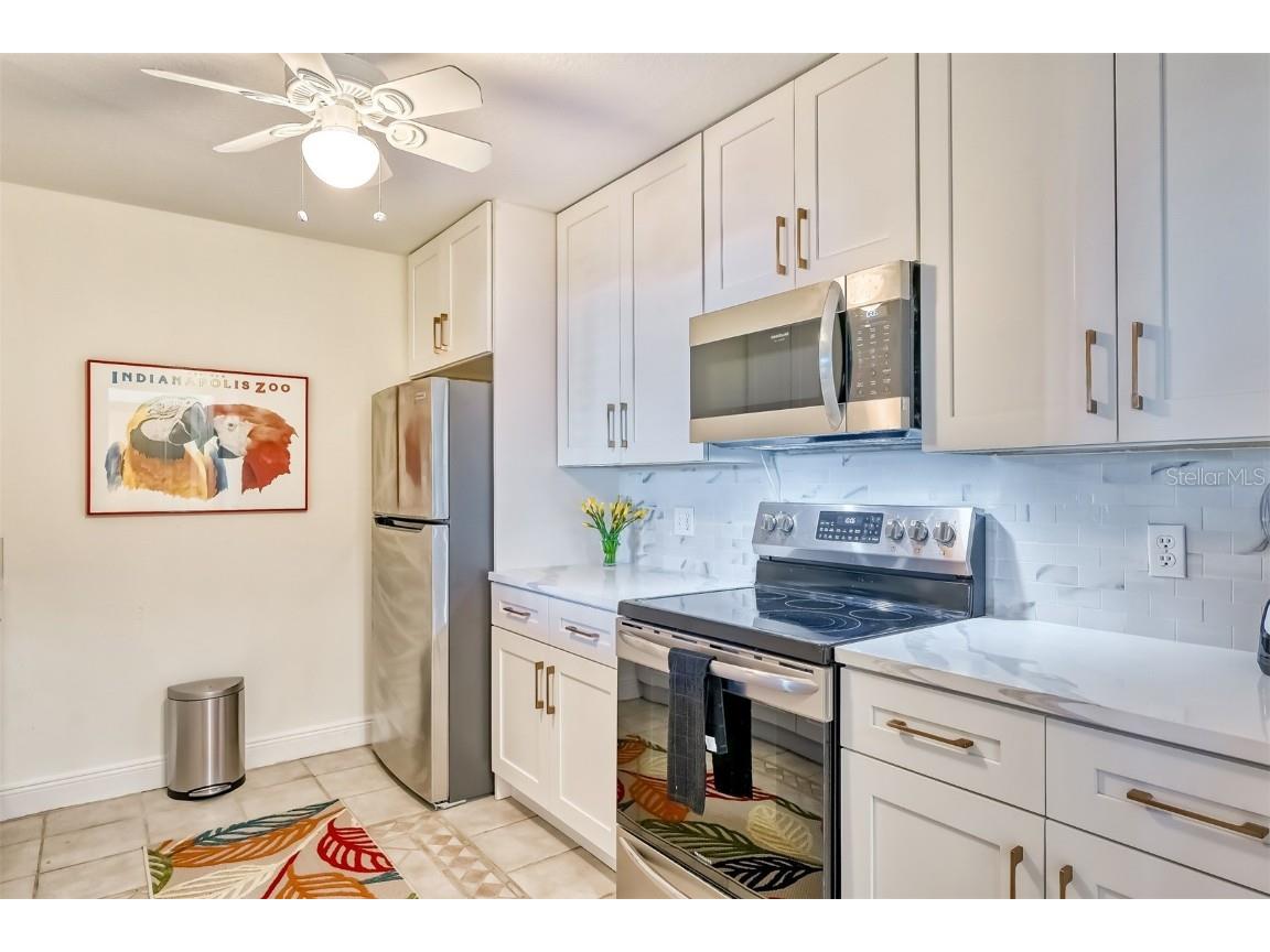 750 N Tamiami Trail #205 Sarasota FL 34236 A4525005 image14