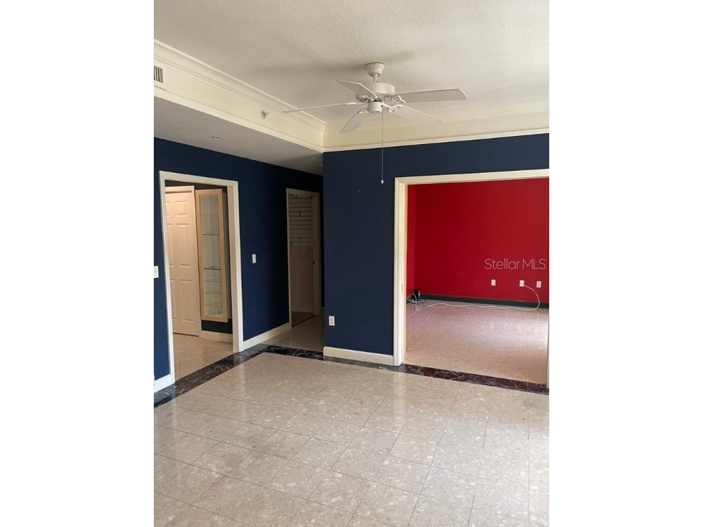 750 N Tamiami Trail #208 Sarasota FL 34236 A4650333 image12