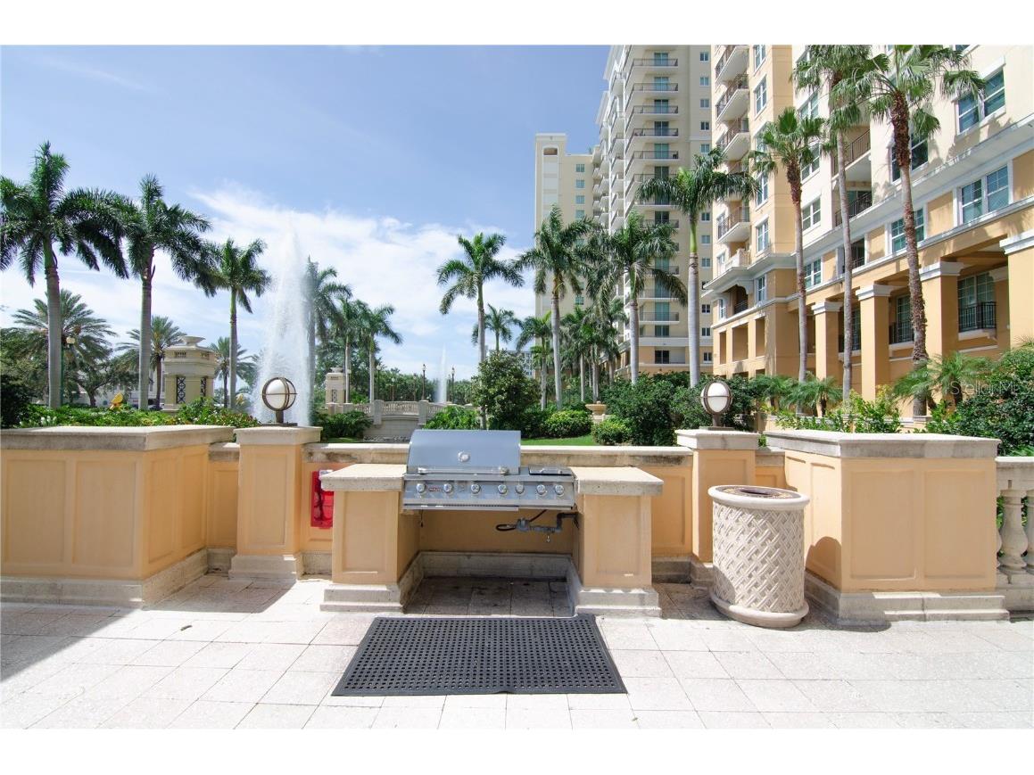 750 N Tamiami Trail #208 Sarasota FL 34236 A4650333 image48