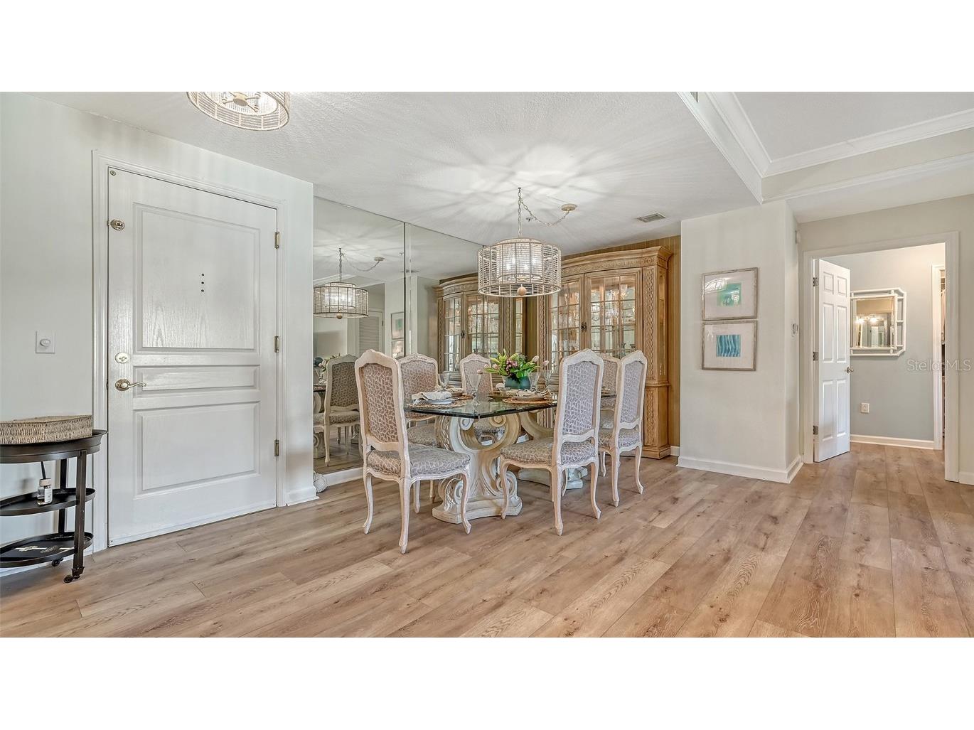 750 N Tamiami Trail #304 Sarasota FL 34236 A4647226 image2