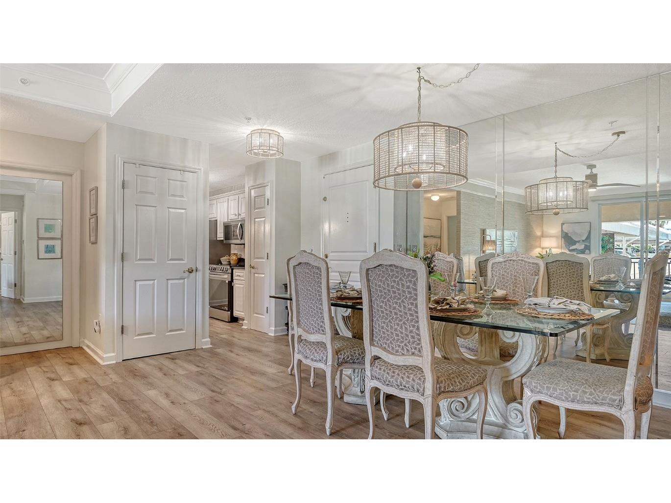 750 N Tamiami Trail #304 Sarasota FL 34236 A4647226 image4