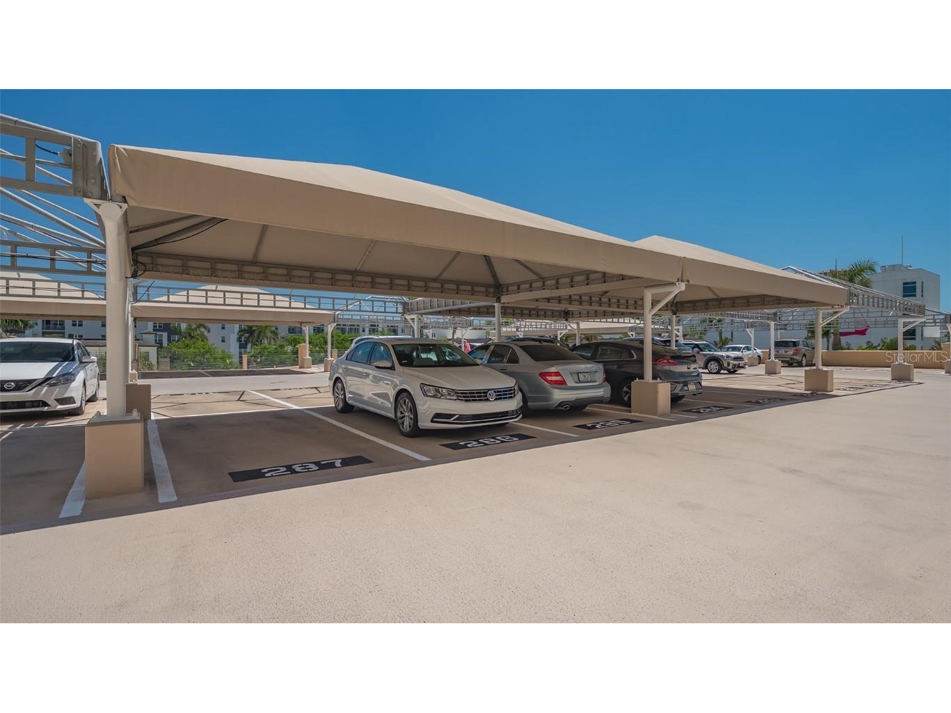 750 N Tamiami Trail #304 Sarasota FL 34236 A4657467 image34