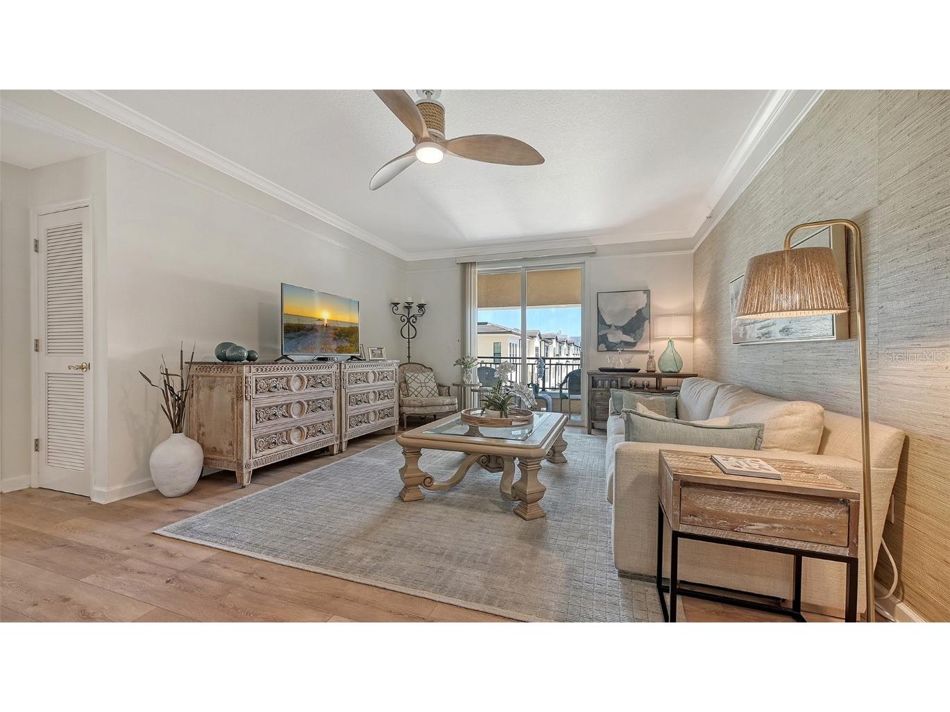 750 N Tamiami Trail #304 Sarasota FL 34236 A4657467 image4