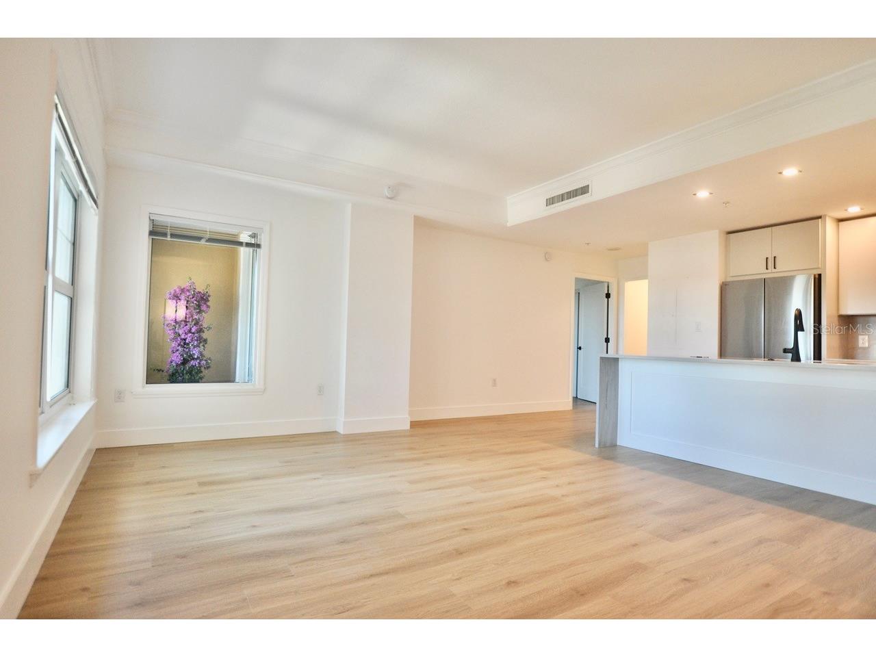 750 N Tamiami Trail #307 Sarasota FL 34236 A4680305 image10