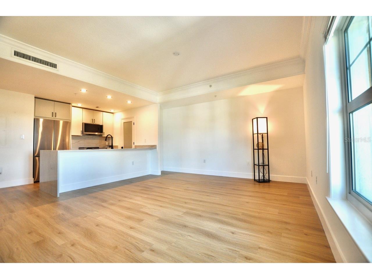 750 N Tamiami Trail #307 Sarasota FL 34236 A4680305 image11