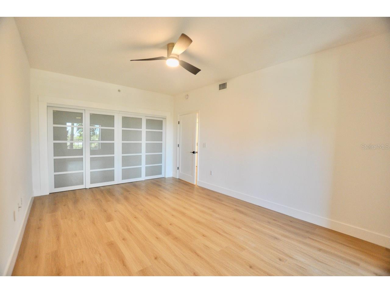 750 N Tamiami Trail #307 Sarasota FL 34236 A4680305 image16