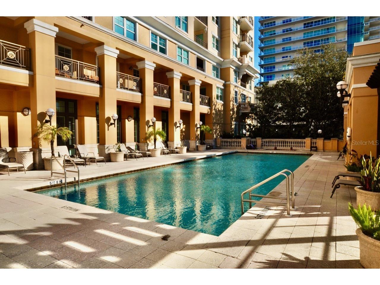 750 N Tamiami Trail #307 Sarasota FL 34236 A4680305 image31