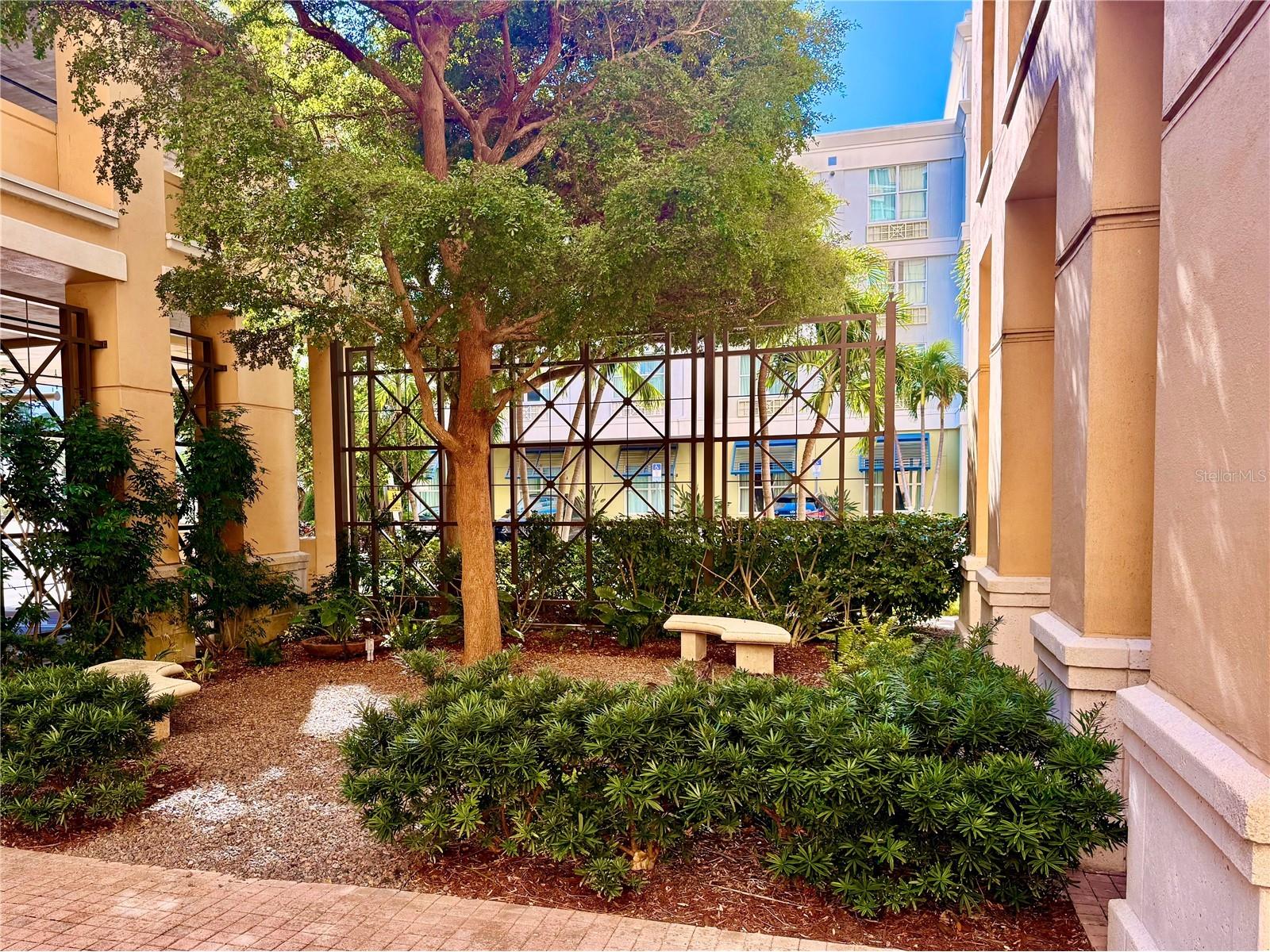 750 N Tamiami Trail #307 Sarasota FL 34236 A4680305 image38