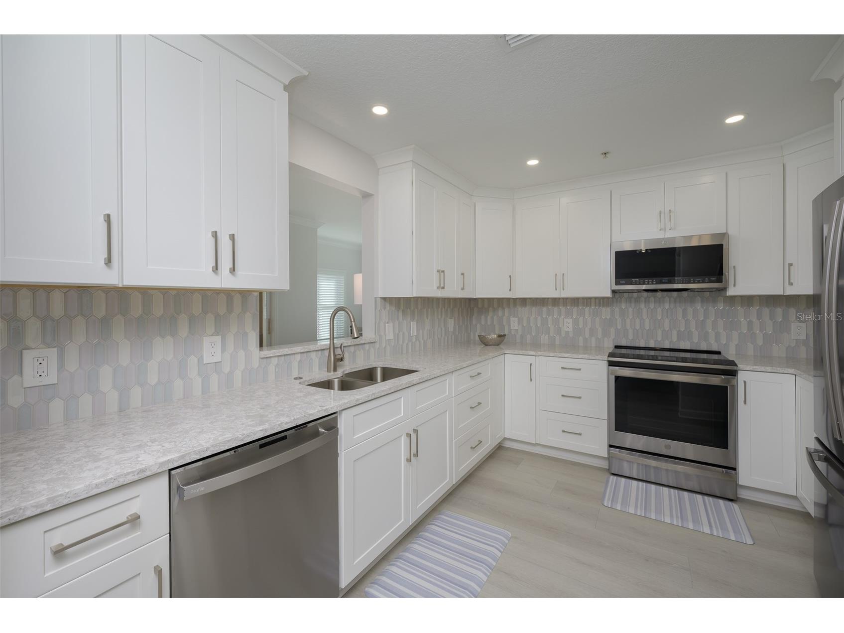 750 N Tamiami Trail #314 Sarasota FL 34236 A4676869 image15