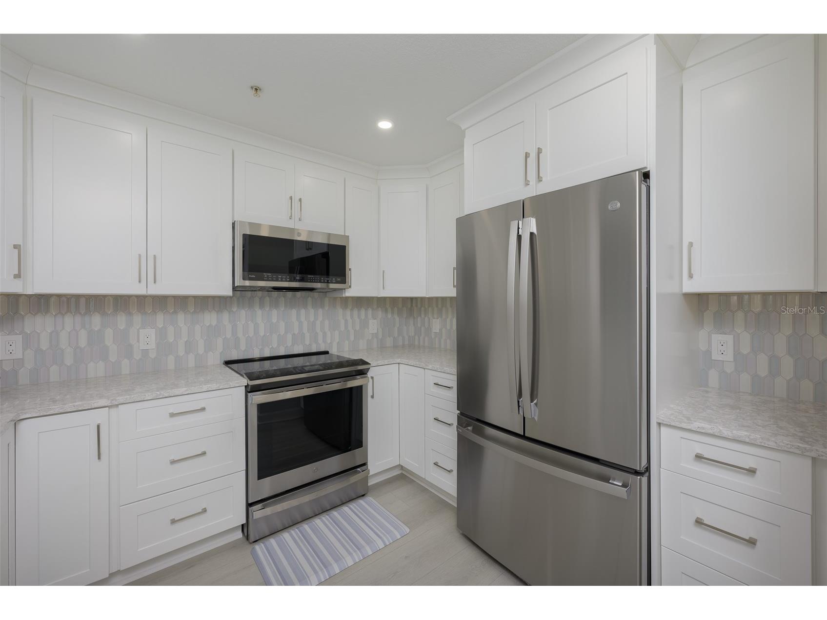750 N Tamiami Trail #314 Sarasota FL 34236 A4676869 image18