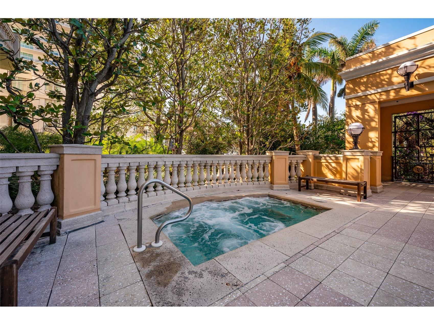 750 N Tamiami Trail #314 Sarasota FL 34236 A4676869 image36