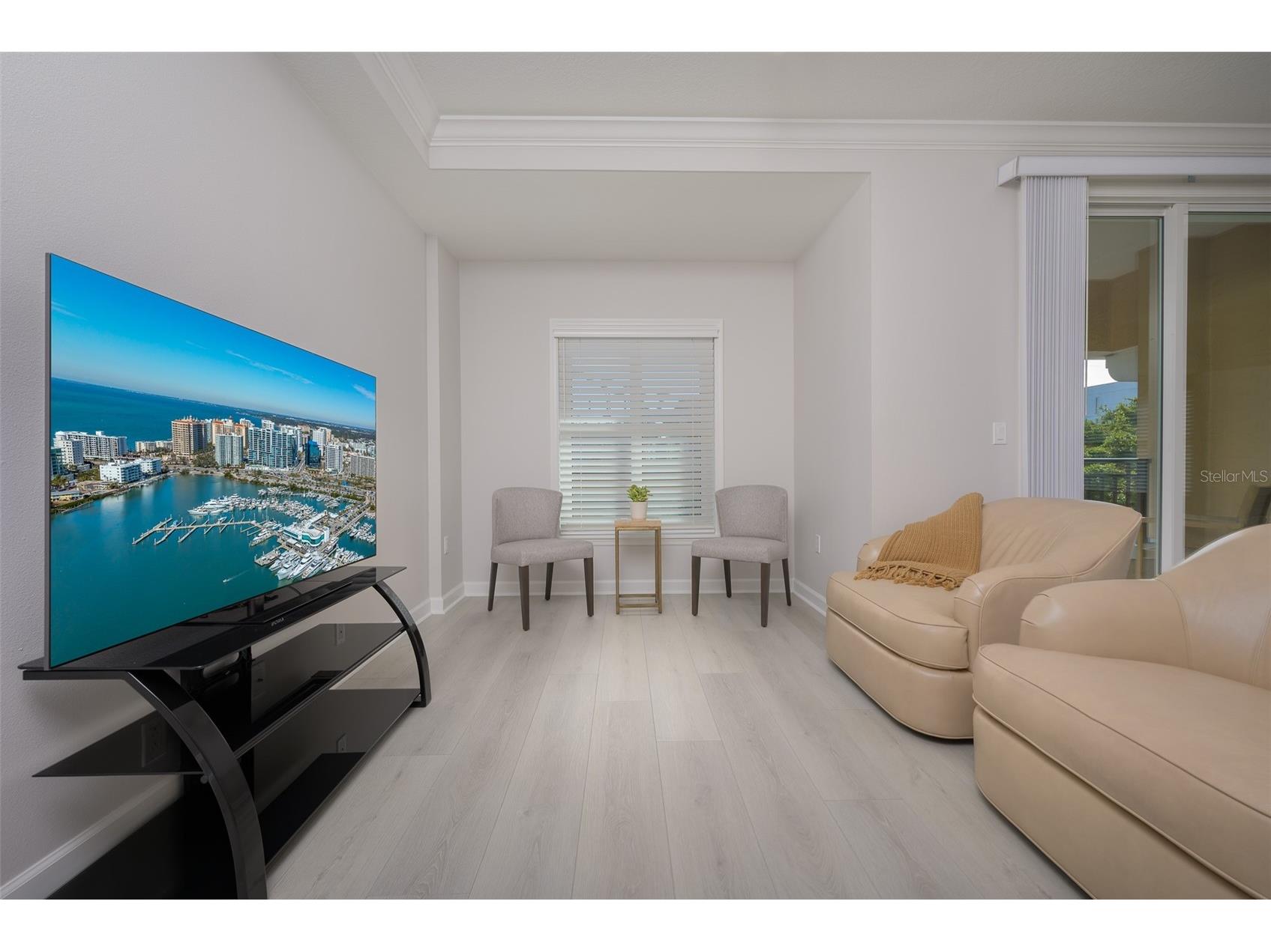 750 N Tamiami Trail #314 Sarasota FL 34236 A4676869 image4