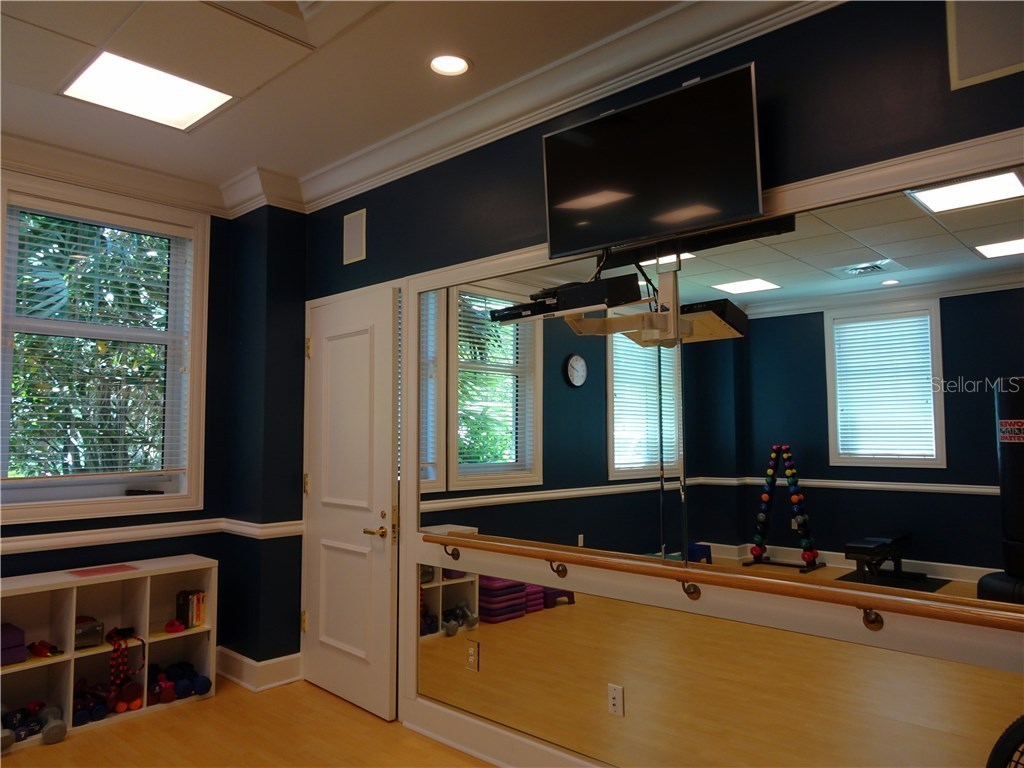 750 N Tamiami Trail #405 Sarasota FL 34236 A4189067 image30