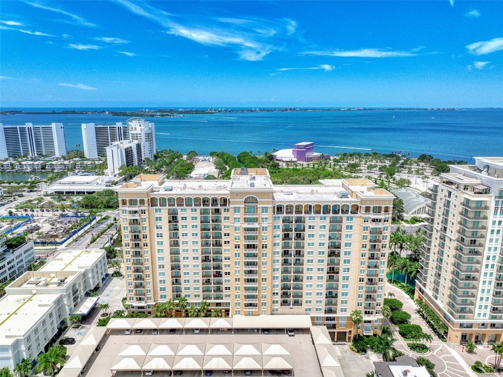 750 N Tamiami Trail #414 Sarasota FL 34236 A4604776 image1