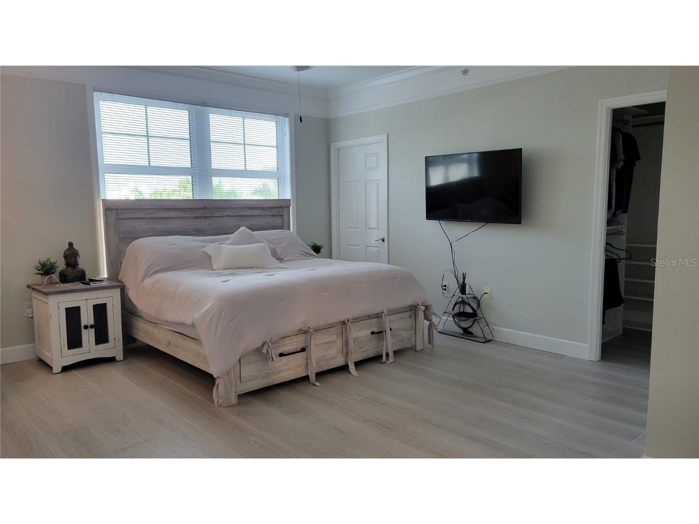 750 N Tamiami Trail #418 Sarasota FL 34236 A4546496 image7