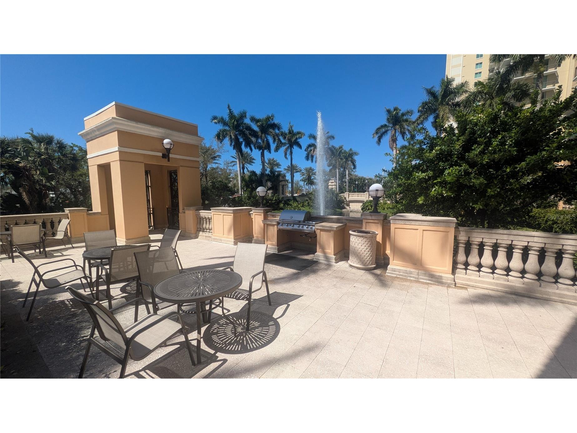 750 N Tamiami Trail #504 Sarasota FL 34236 A4694718 image25