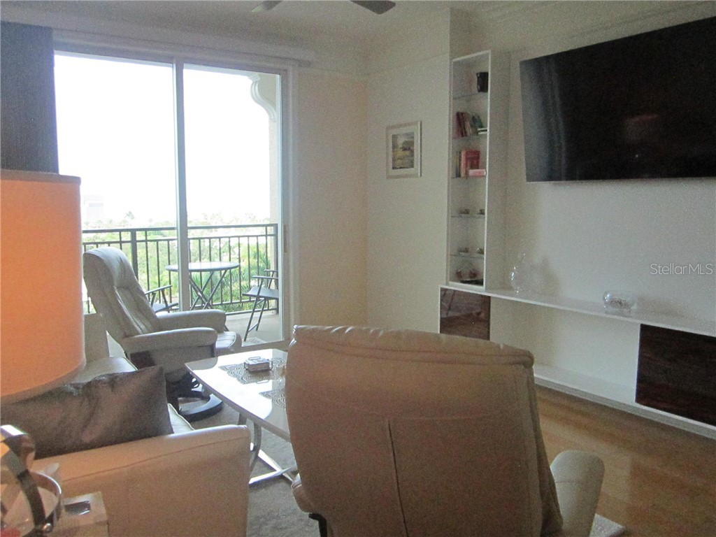 750 N Tamiami Trail #705 Sarasota FL 34236 A4457944 image9