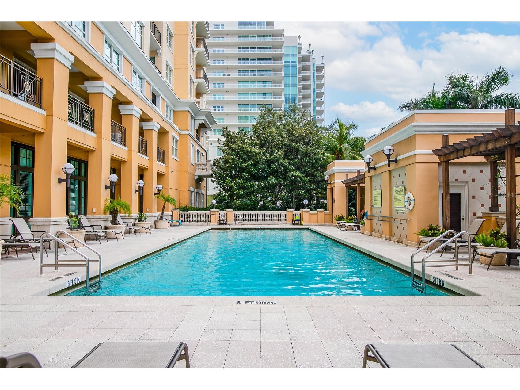 750 N Tamiami Trail #708 Sarasota FL 34236 A4691977 image41
