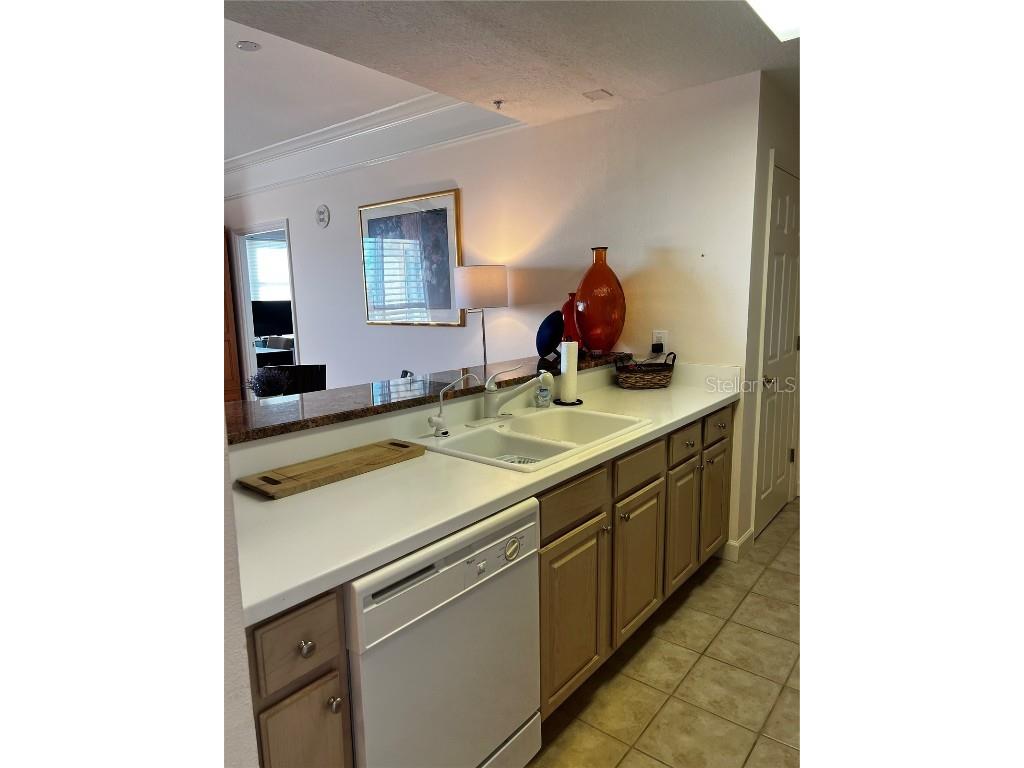 750 N Tamiami Trail #916 Sarasota FL 34236 A4583276 image17