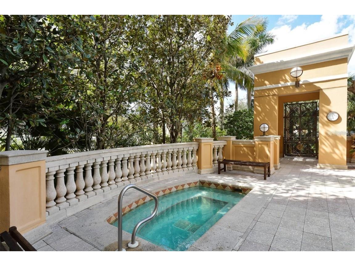 750 N Tamiami Trail #916 Sarasota FL 34236 A4583276 image45