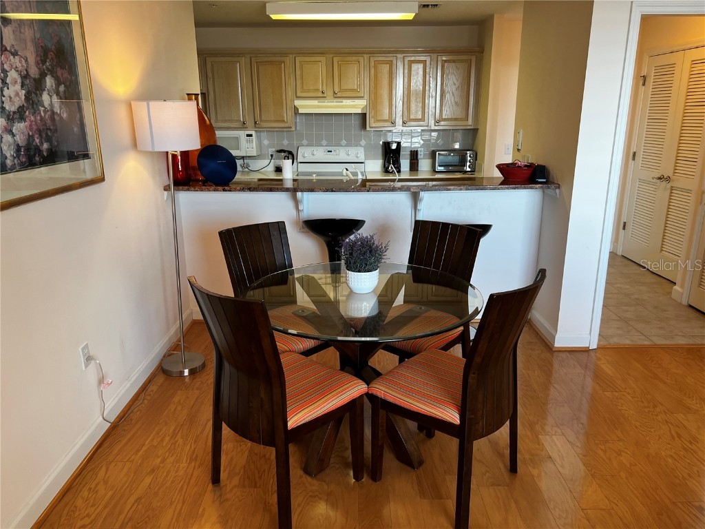 750 N Tamiami Trail #916 Sarasota FL 34236 A4583276 image9