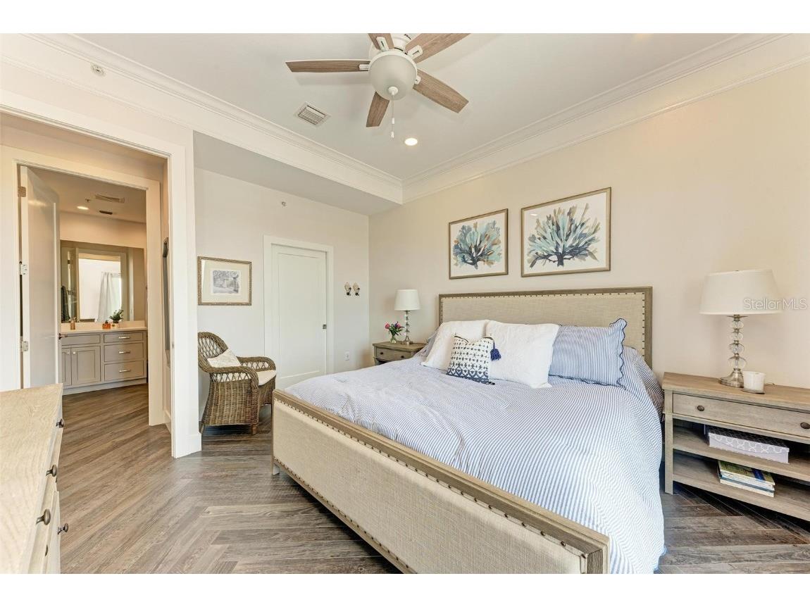 750 N Tamiami Trail #PH-2 Sarasota FL 34236 A4661561 image20