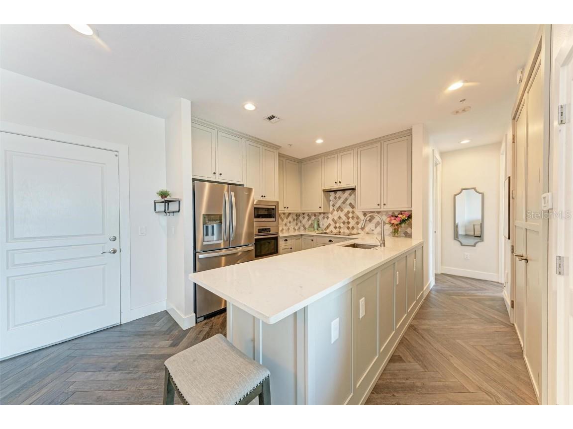 750 N Tamiami Trail #PH-2 Sarasota FL 34236 A4661561 image27