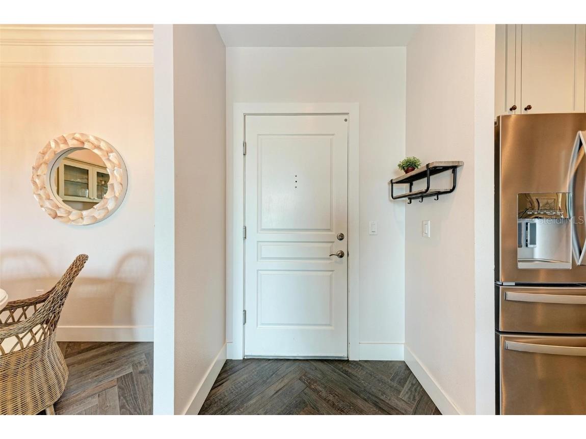 750 N Tamiami Trail #PH-2 Sarasota FL 34236 A4661561 image5