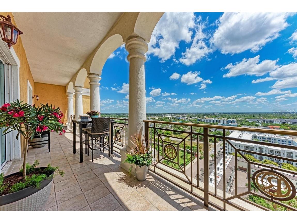 750 N Tamiami Trail #PH-2 Sarasota FL 34236 A4661561 image9