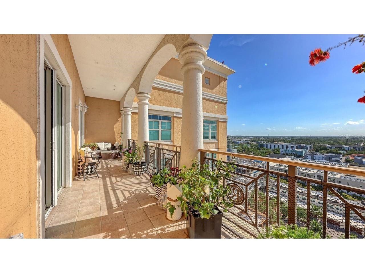 750 N Tamiami Trail #PH08 Sarasota FL 34236 A4689747 image18