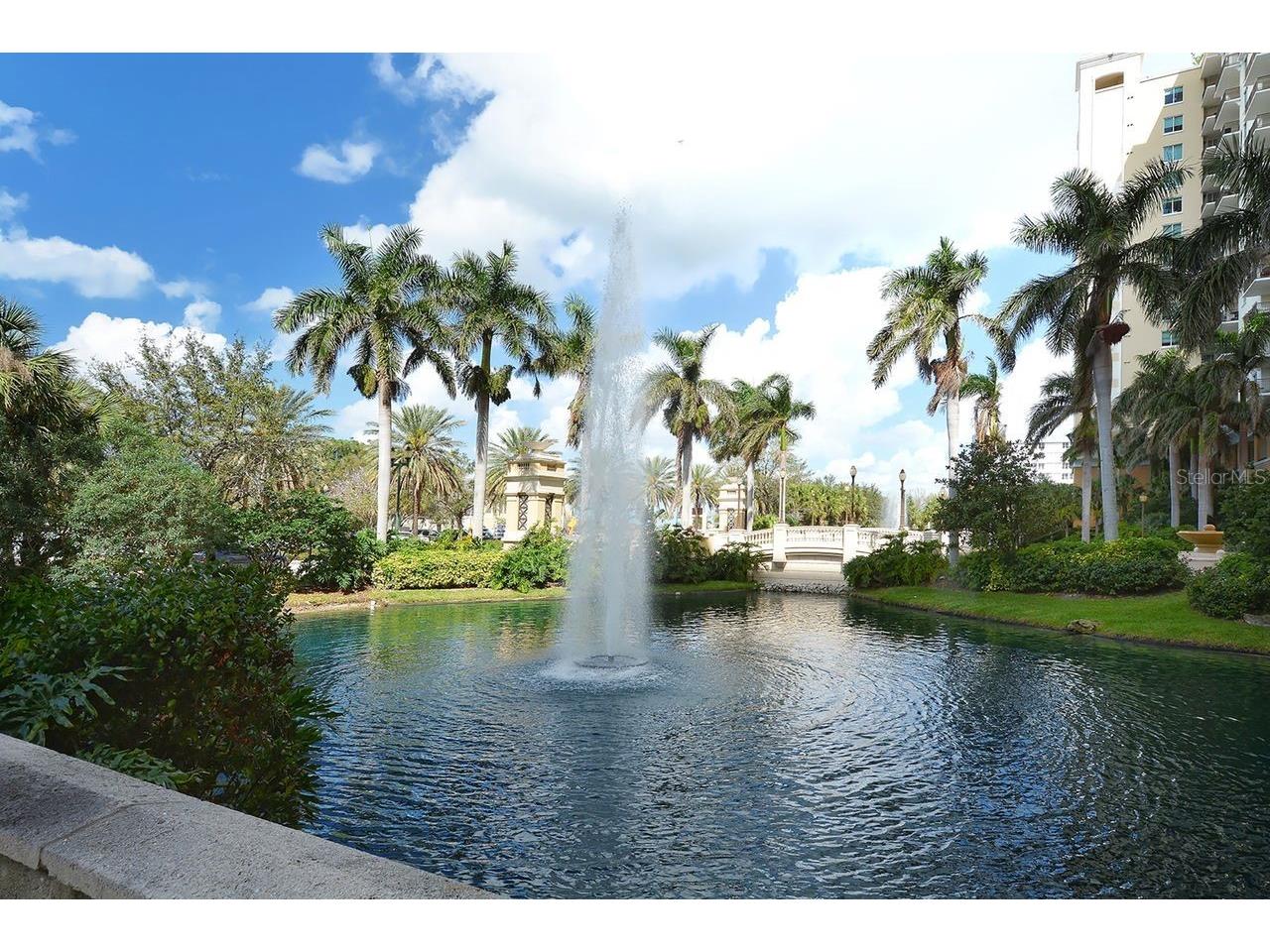 750 N Tamiami Trail #PH08 Sarasota FL 34236 A4689747 image3