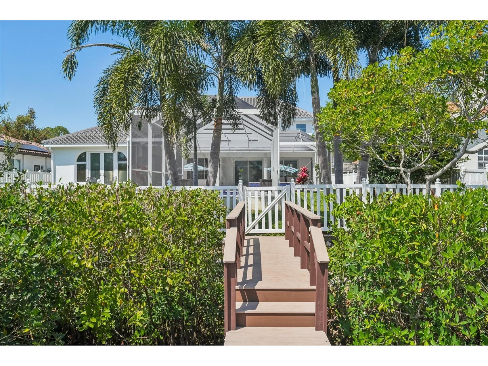 750 Sand Pine Drive NE Saint Petersburg FL 33703 - TAMPA BAY TB8489991 image55