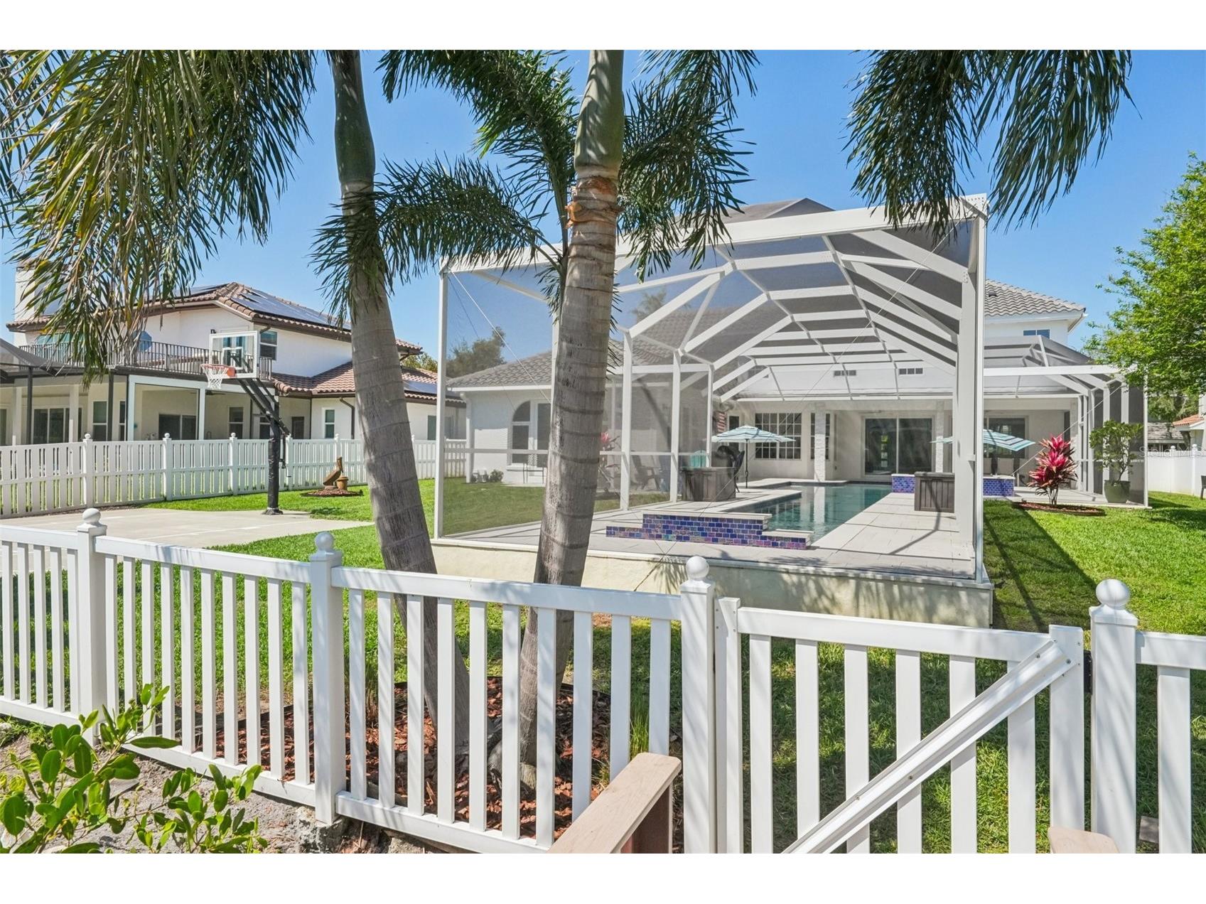 750 Sand Pine Drive NE Saint Petersburg FL 33703 - TAMPA BAY TB8489991 image56