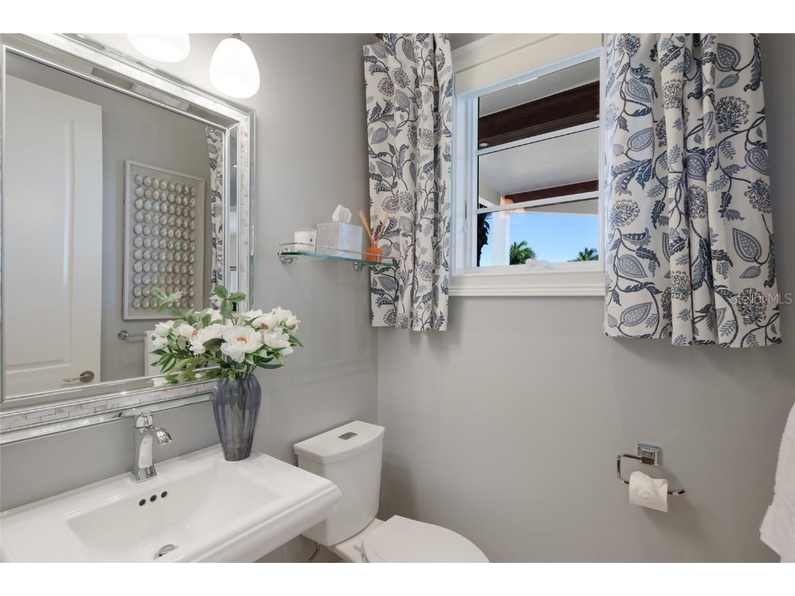 750 Siesta Key Circle Sarasota FL 34242 - GRAND CANAL A4676958 image32