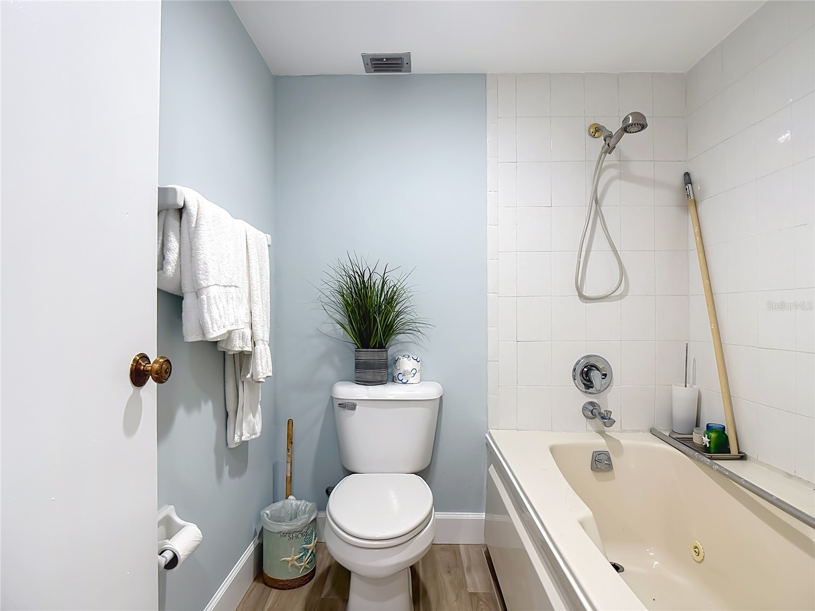 7500 Estero Boulevard #302 Fort Myers Beach FL 33931 C7523262 image30