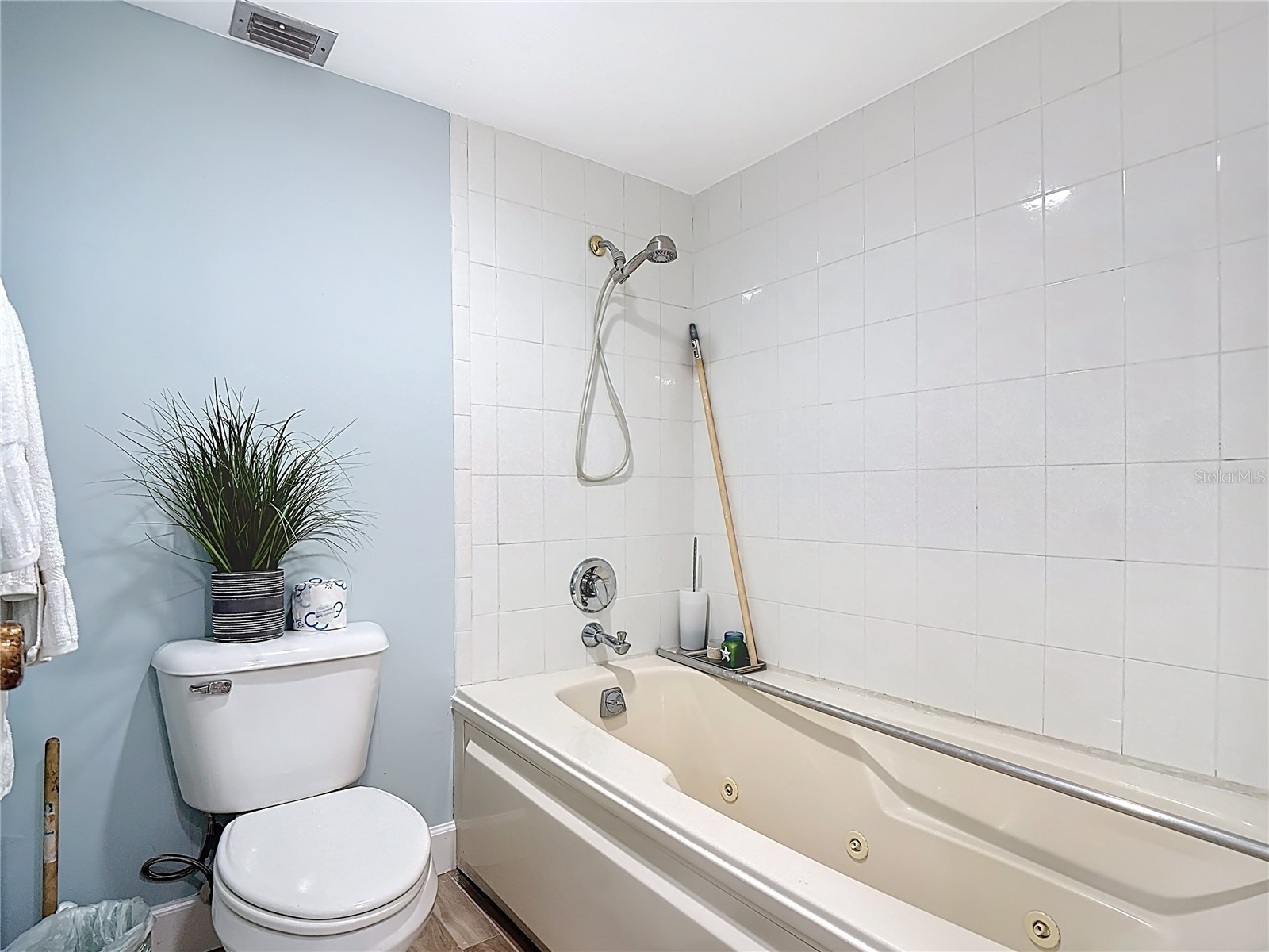 7500 Estero Boulevard #302 Fort Myers Beach FL 33931 C7523262 image31