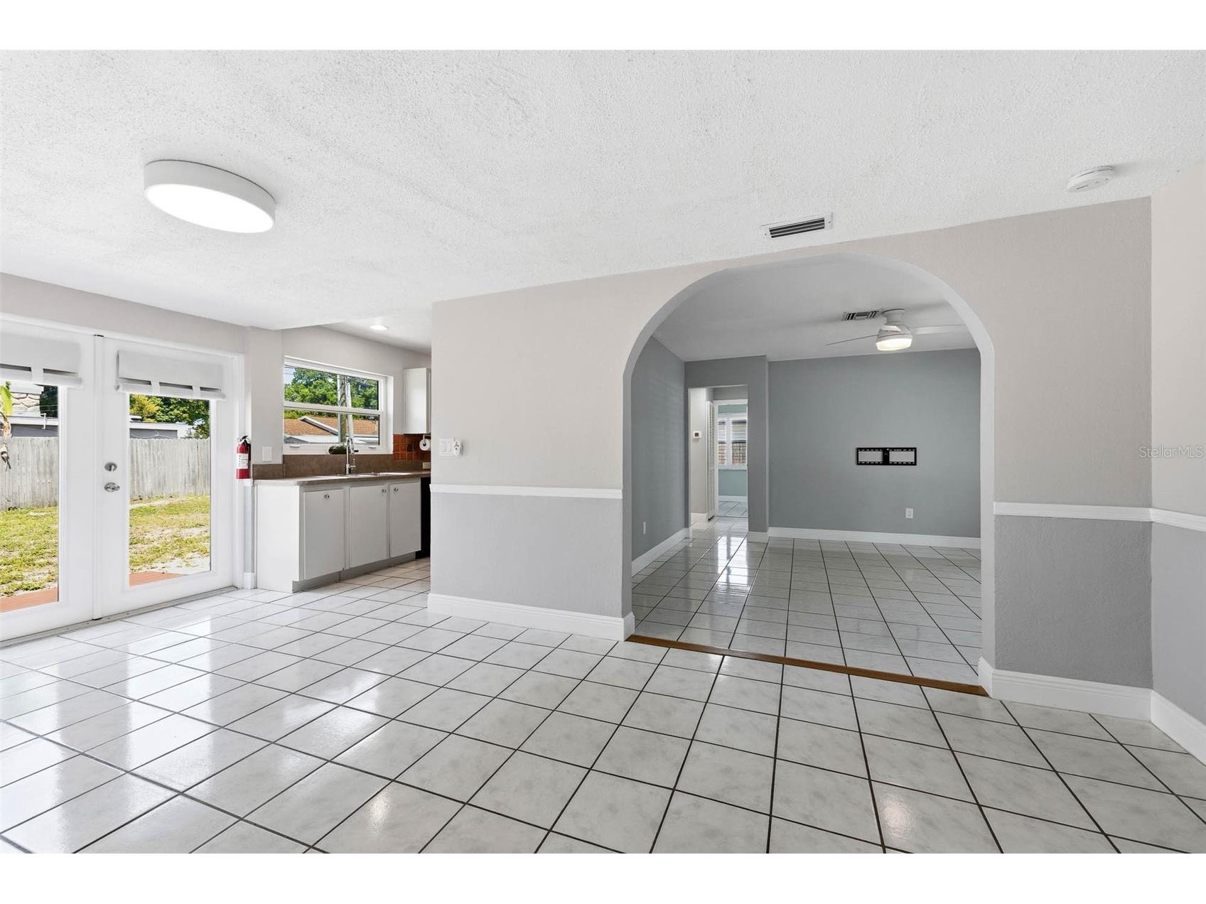 7500 Orpine Drive N Saint Petersburg FL 33702 TB8497798 image12