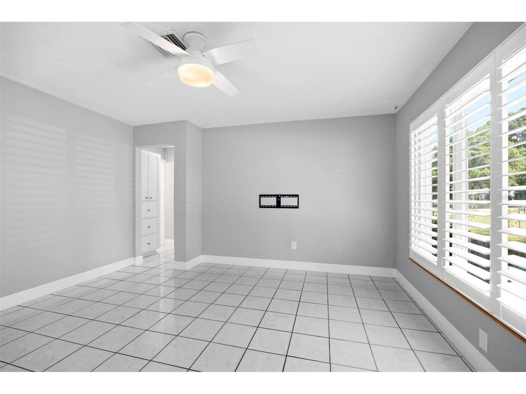 7500 Orpine Drive N Saint Petersburg FL 33702 TB8497798 image2